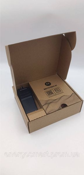 Рація Motorola R7 NKP BT, VHF136-174МГц, портативна цифрова+ ліцензія АЕS256+ WIFI, 5 Вт 64 канали Motorola R7 NKP BT, VHF фото