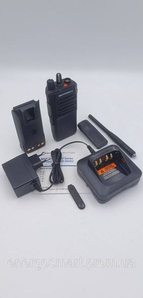 Рація Motorola R7 NKP BT, VHF136-174МГц, портативна цифрова+ ліцензія АЕS256+ WIFI, 5 Вт 64 канали Motorola R7 NKP BT, VHF фото