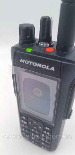 Рація Motorola R7 FKP, VHF136-174МГц, портативна цифрова ліцензія АЕS256 + WIFI, 5 Вт 64 каналів Motorola R7 FKP VHF фото