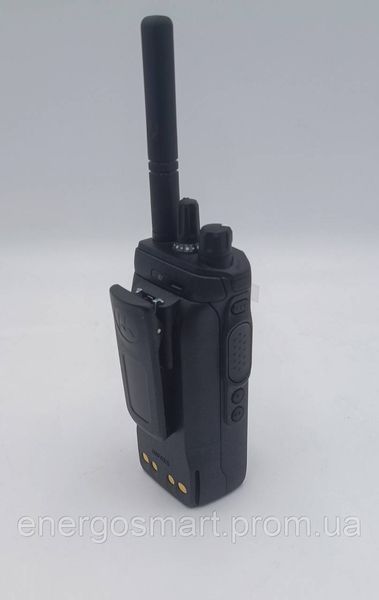 Рація Motorola R7 FKP, VHF136-174МГц, портативна цифрова ліцензія АЕS256 + WIFI, 5 Вт 64 каналів Motorola R7 FKP VHF фото