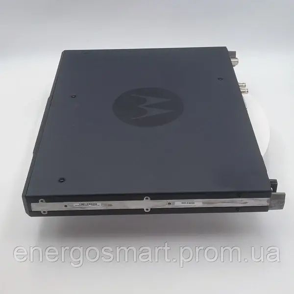 Ретранслятор Motorola SLR5500 VHF, MOTOTRBO SLR5500 VHF фото