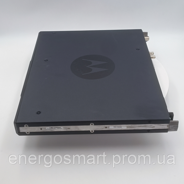 SLR 5500 VHF Ретранслятор двохстороннього радіозв'язку MOTOTRBO SLR 5500 VHF фото